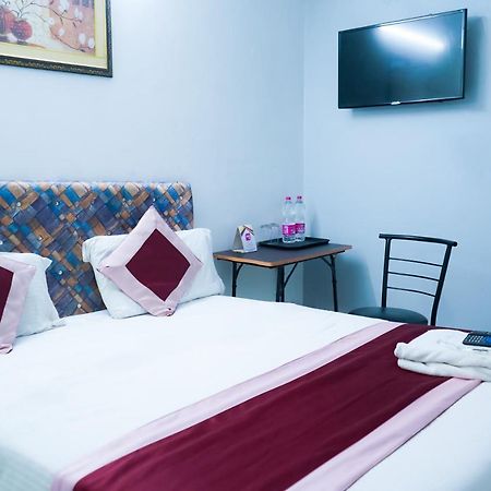Comodo Satya Niketan Residency 新德里 外观 照片