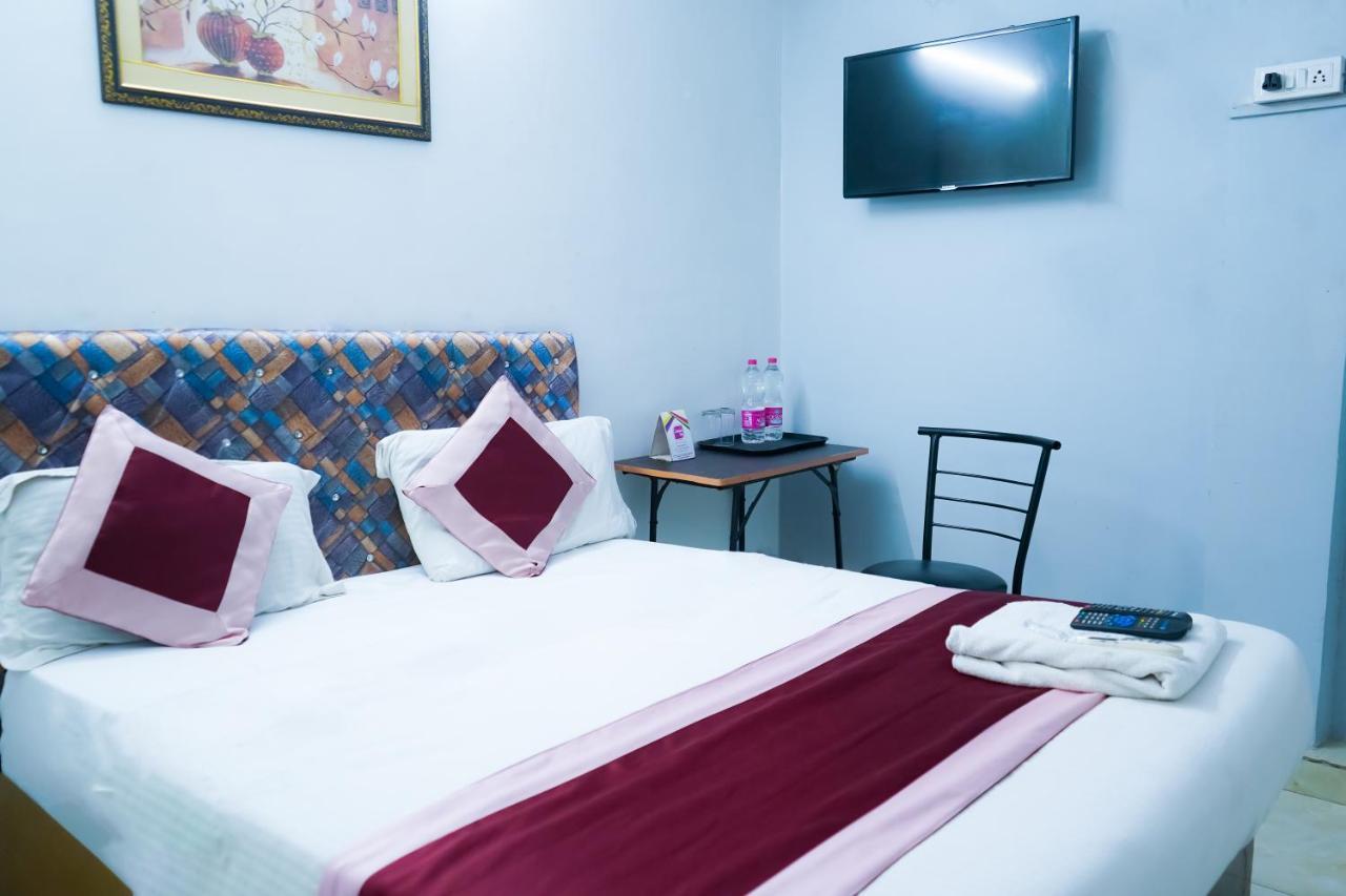 Comodo Satya Niketan Residency 新德里 外观 照片
