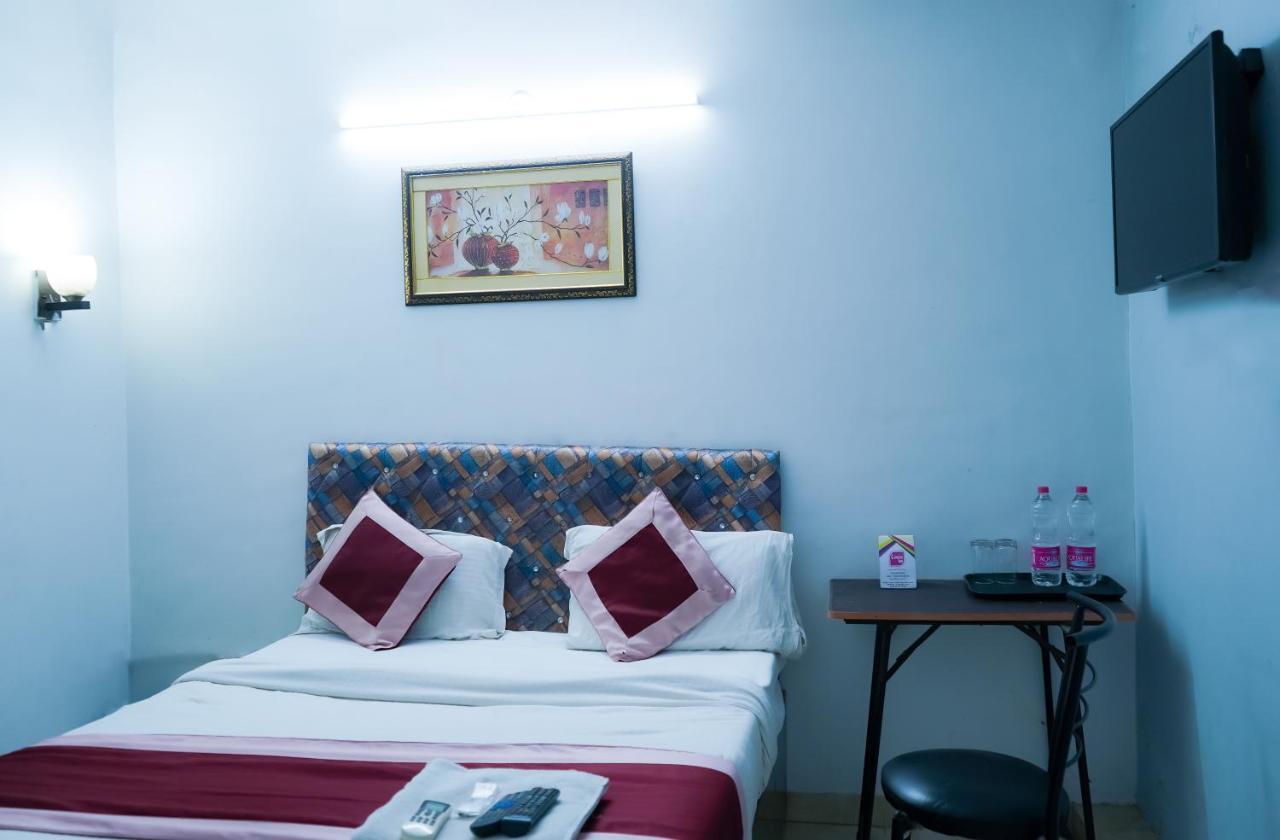 Comodo Satya Niketan Residency 新德里 外观 照片