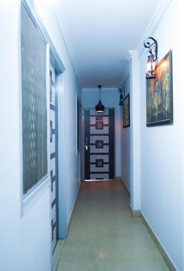 Comodo Satya Niketan Residency 新德里 外观 照片
